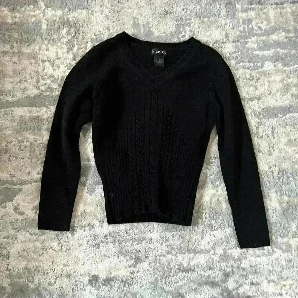 Y2K Style & Co Black Sweater 92% Cotton